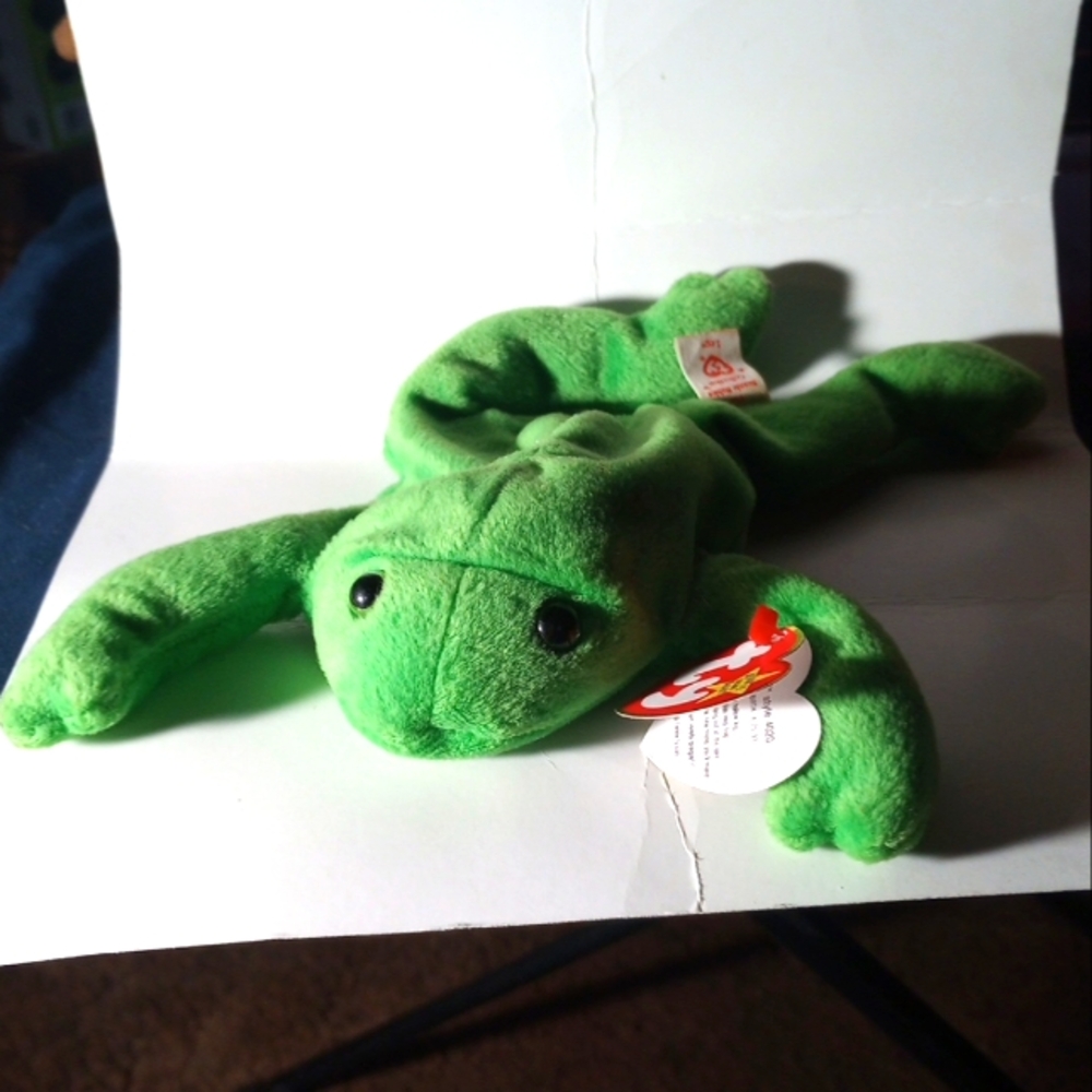 Ty Beanie Babies "Legs" one of the 9 Original w/Errors,  Retired & Sought-After